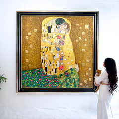 The Kiss – A Reimagined Gustav Klimt Masterpiece by Master Apollon | 200 x 200 cm